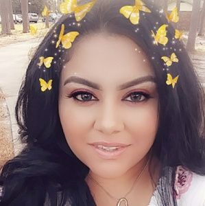 Meet your Posher, Jazmin